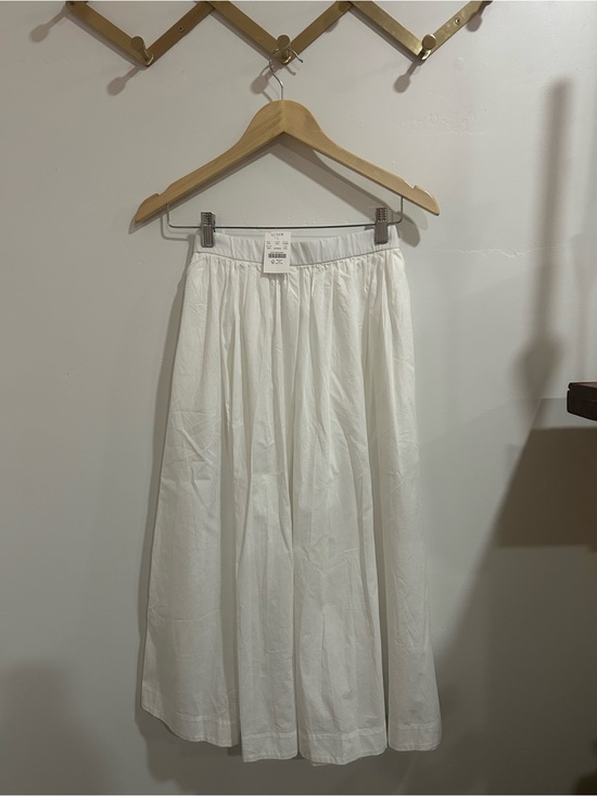 J. Crew Dresses & Skirts - New!!! J. Crew White Gathered Midi Skirt